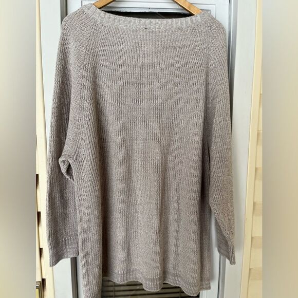 Express Beige Long Sleeved Crew Neck Sweater, Side slits, Large - Picture 5 of 8